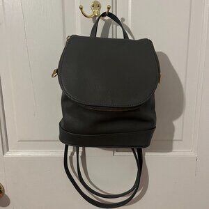 Convertible Backpack to Crossbody